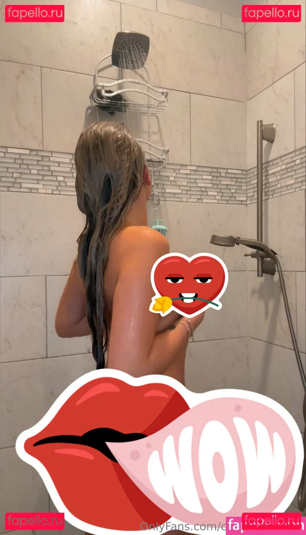 carolinecolston Onlyfans Photo Gallery 