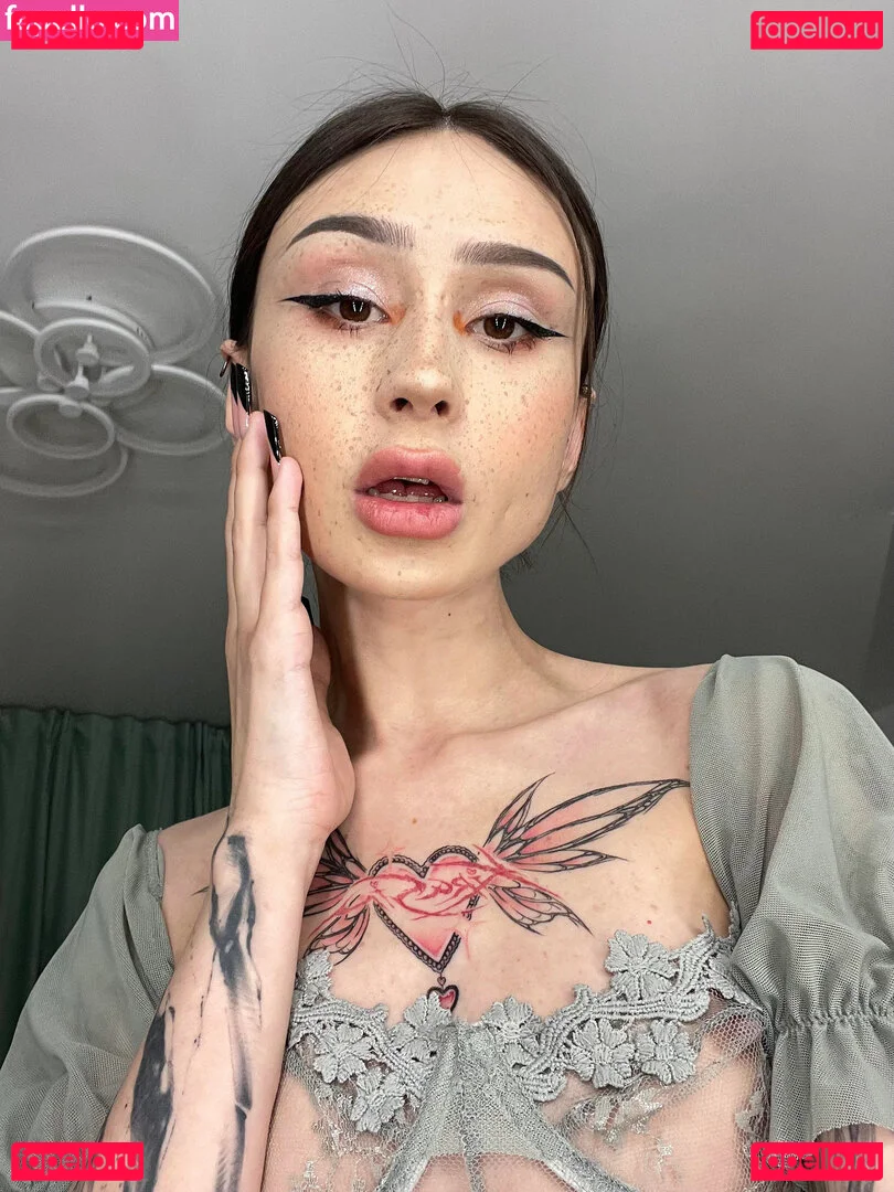 Amy Split Onlyfans Photo Gallery 