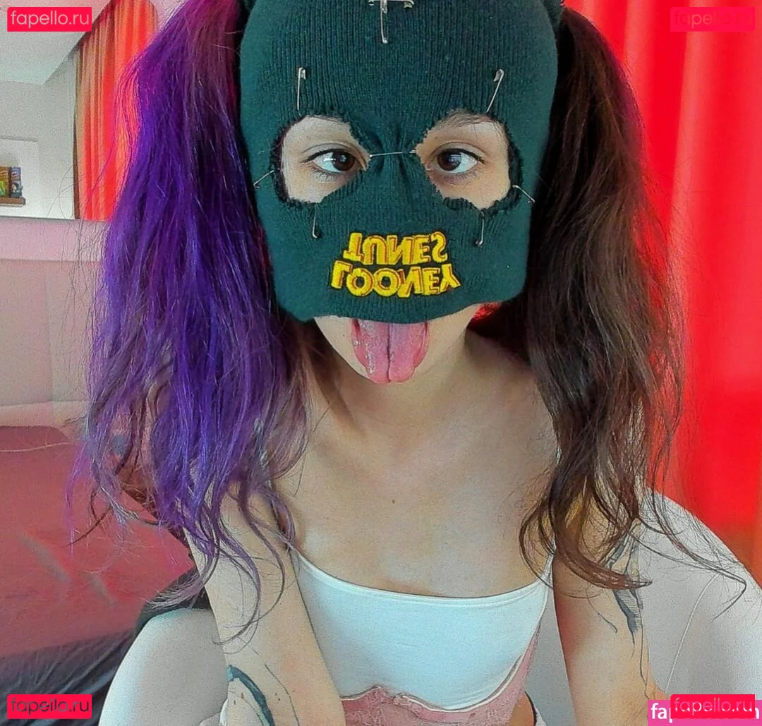 Amy Split Onlyfans Photo Gallery 