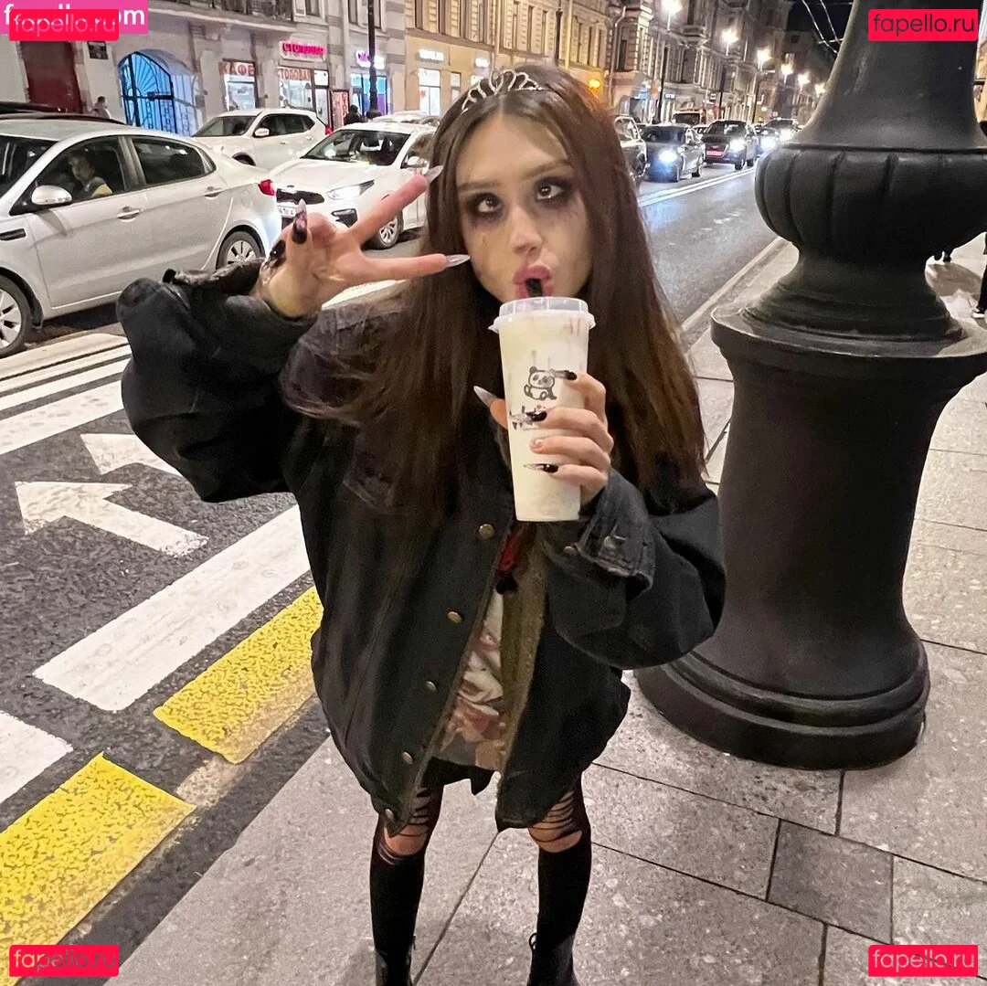 Amy Split Onlyfans Photo Gallery 