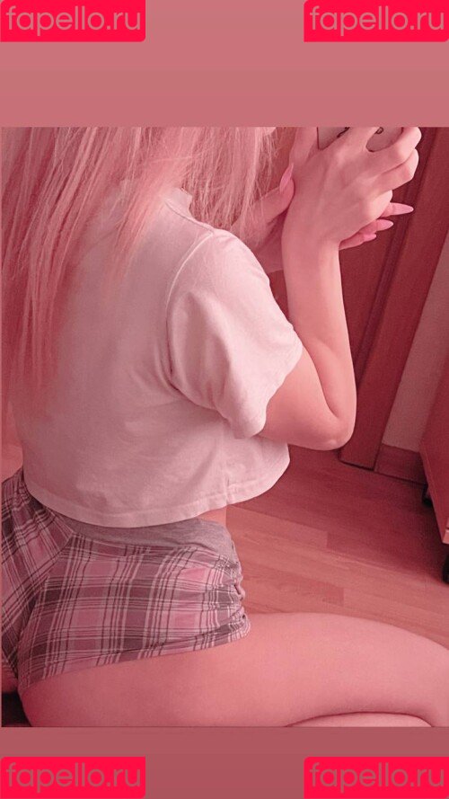 sadbabyvikki Onlyfans Photo Gallery 