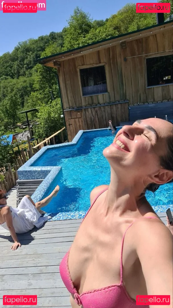 yladoyla Onlyfans Photo Gallery 