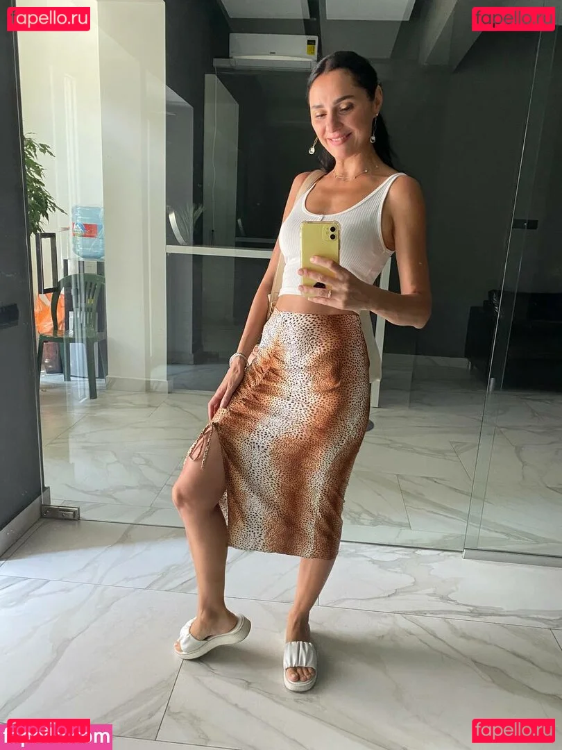 yladoyla Onlyfans Photo Gallery 