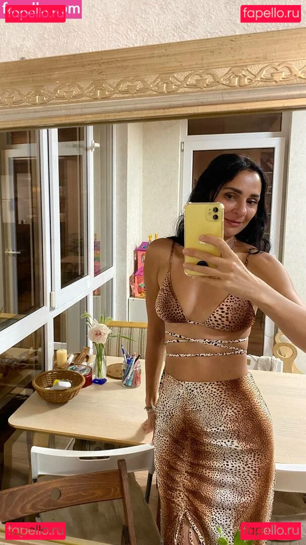 yladoyla Onlyfans Photo Gallery 