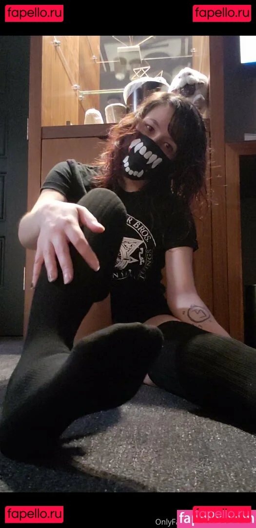 nomnstromn Onlyfans Photo Gallery 