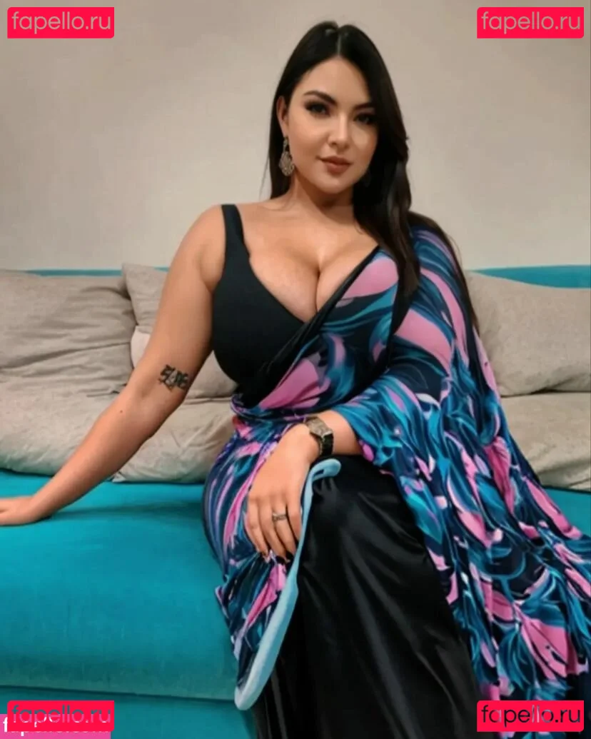 Richa Dutt Onlyfans Photo Gallery 