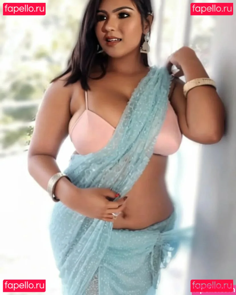 Richa Dutt Onlyfans Photo Gallery 