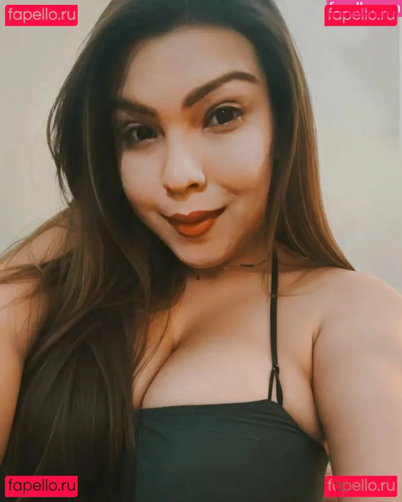 Richa Dutt Onlyfans Photo Gallery 