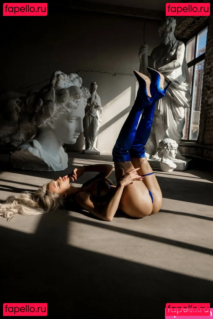 Kristina Grizzly Onlyfans Photo Gallery 