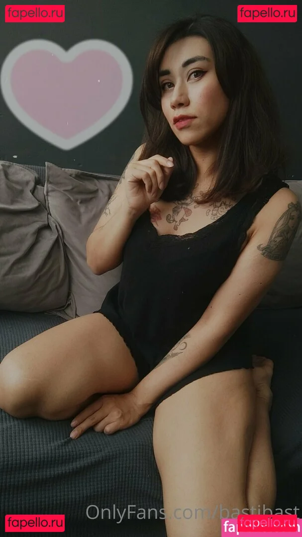 bastibast Onlyfans Photo Gallery 