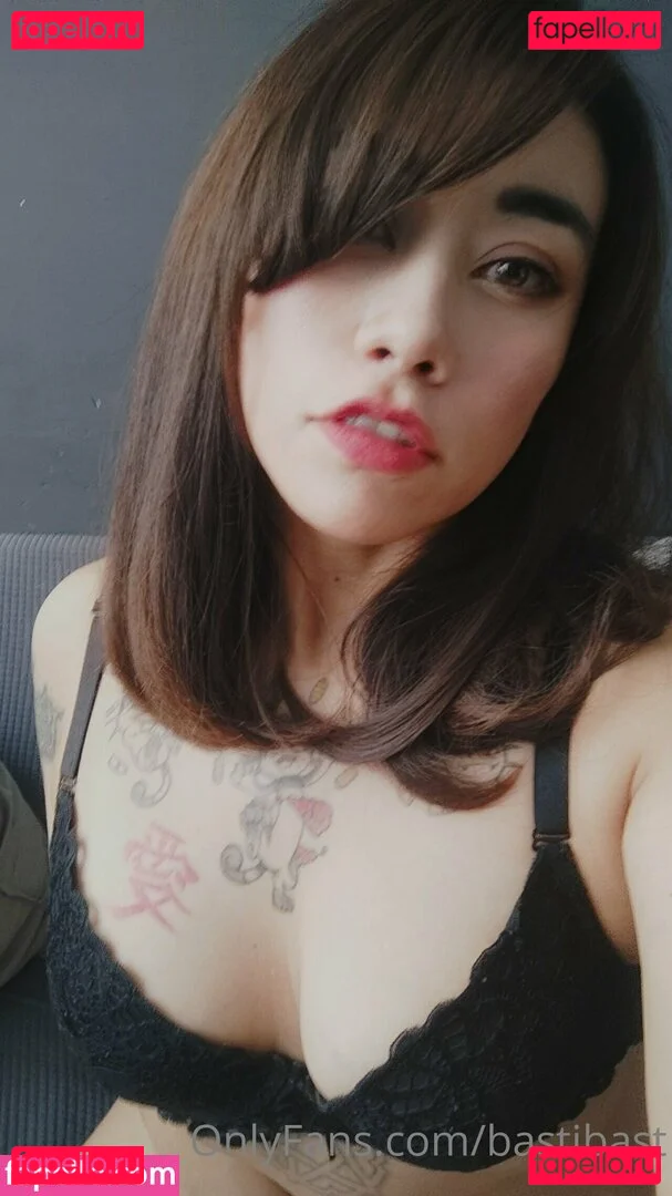 bastibast Onlyfans Photo Gallery 