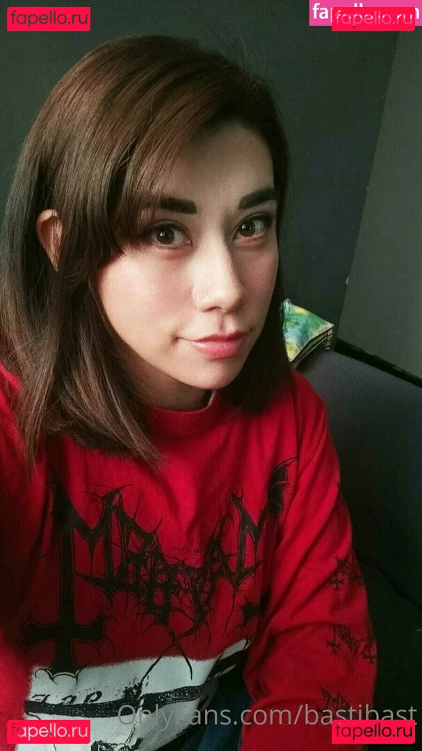 bastibast Onlyfans Photo Gallery 