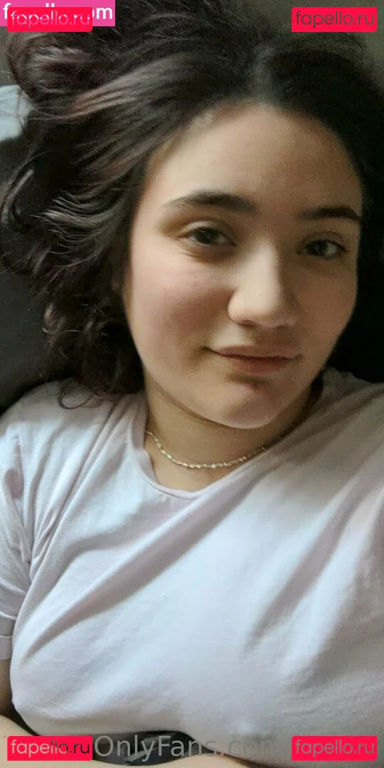 lle222 Onlyfans Photo Gallery 