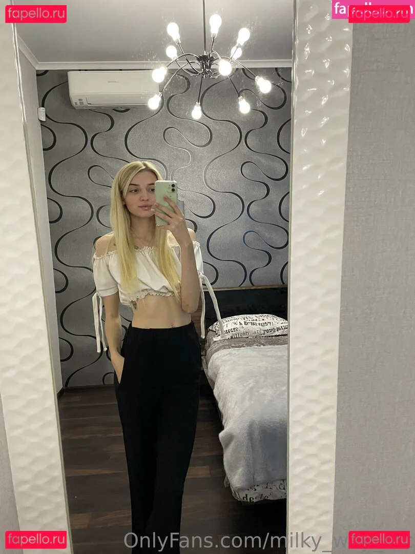 milana_candy Onlyfans Photo Gallery 
