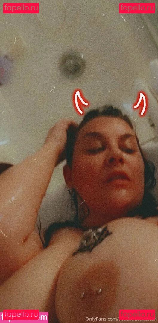 madam.vakarian Onlyfans Photo Gallery 