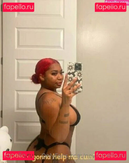 nevssextapes Onlyfans Photo Gallery 