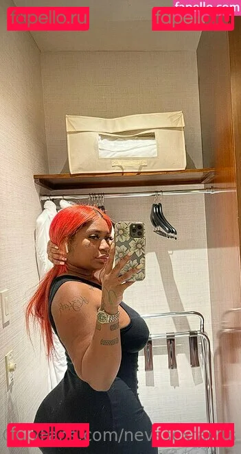 nevssextapes Onlyfans Photo Gallery 