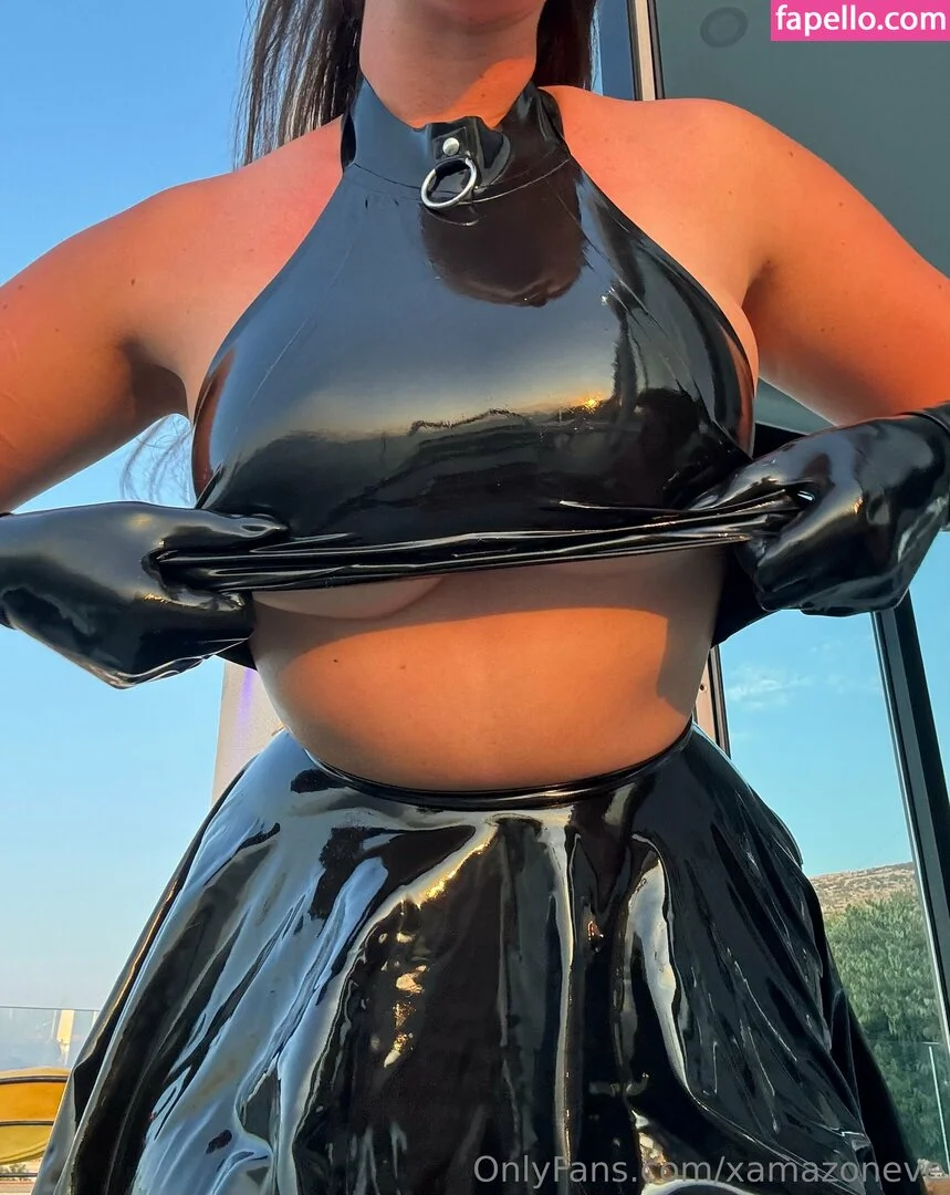 xamazoneve Onlyfans Photo Gallery 