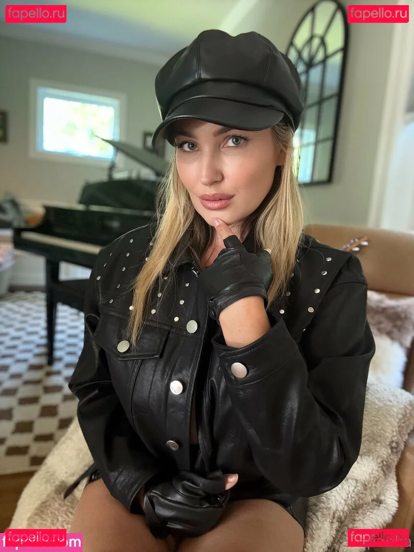 Stepanka Onlyfans Photo Gallery 