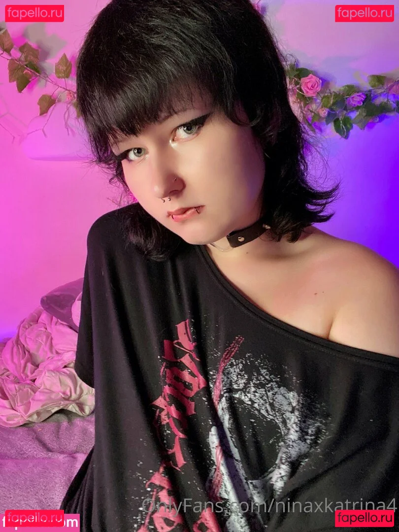 ninaxkatrina4 Onlyfans Photo Gallery 