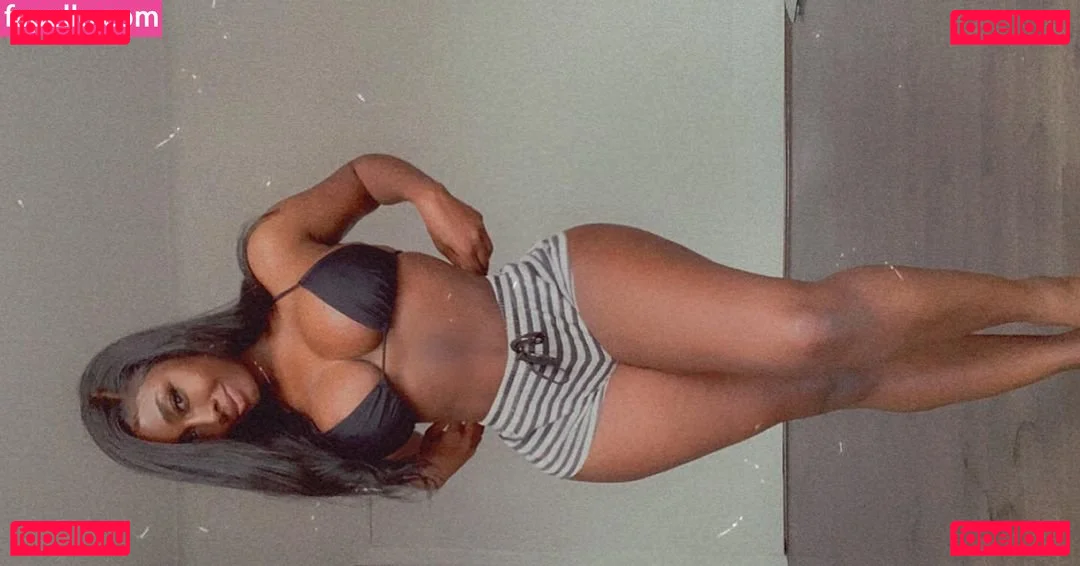 LXRYCC Onlyfans Photo Gallery 