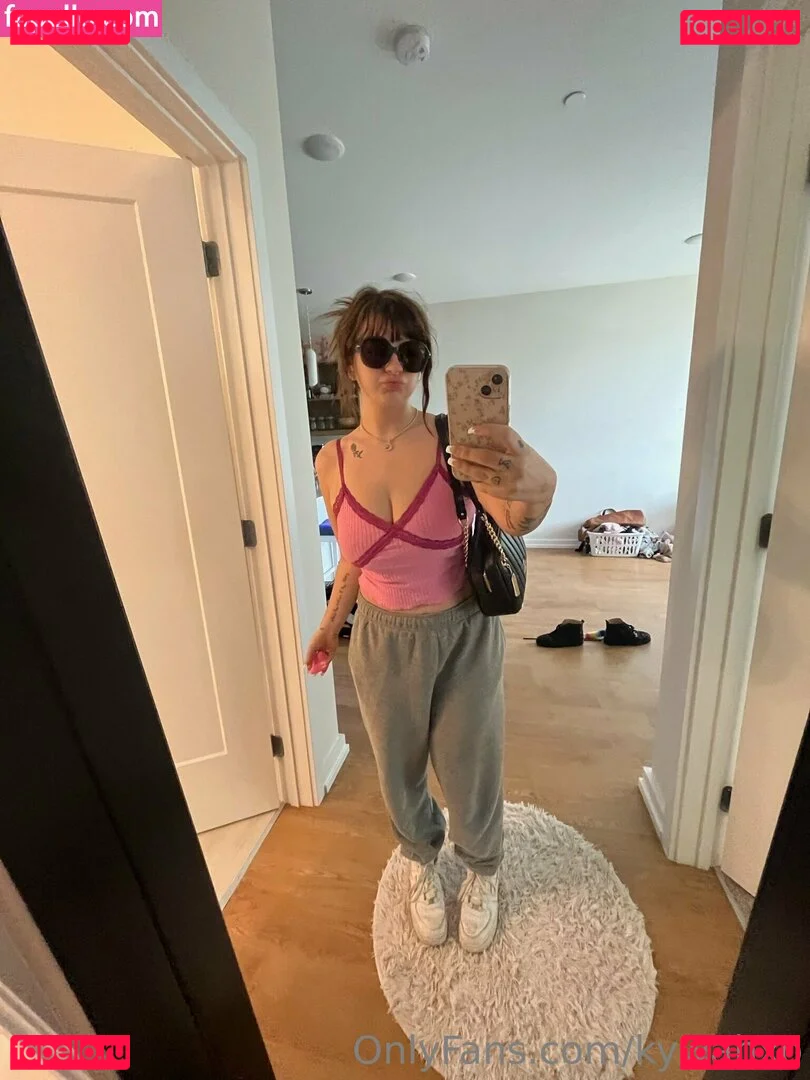 kyxxx Onlyfans Photo Gallery 