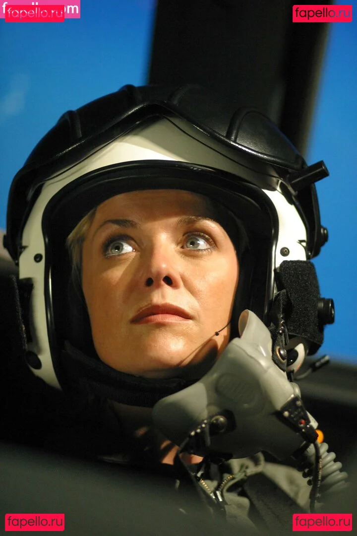 Amanda Tapping Onlyfans Photo Gallery 