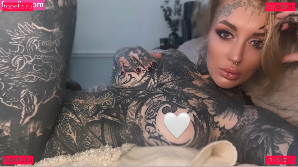 SophieWilde Onlyfans Photo Gallery 