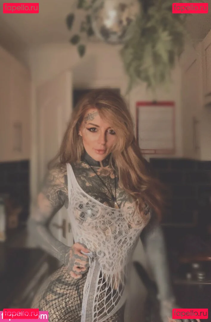 SophieWilde Onlyfans Photo Gallery 