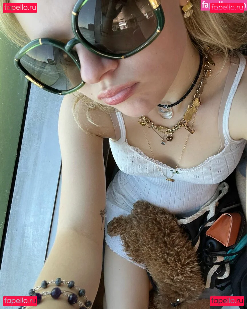 Kylie Rogers Onlyfans Photo Gallery 