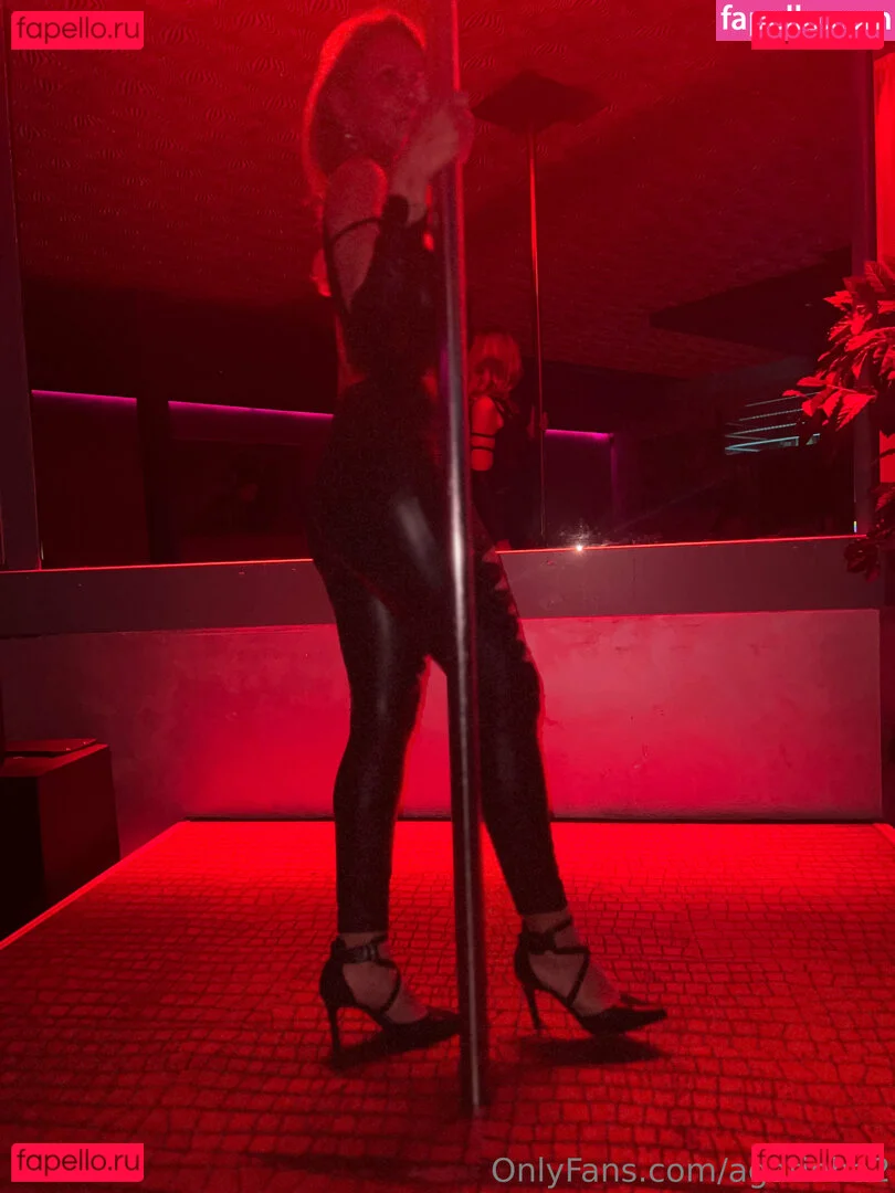 agatinha2 Onlyfans Photo Gallery 