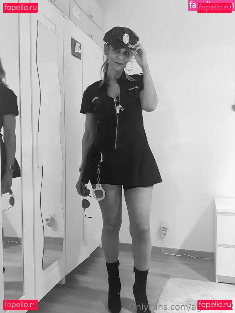 agatinha2 Onlyfans Photo Gallery 