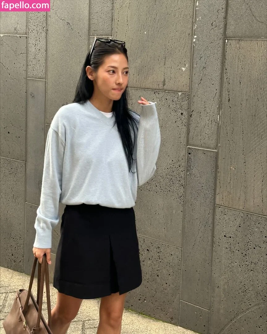 Jeon Jisu Onlyfans Photo Gallery 