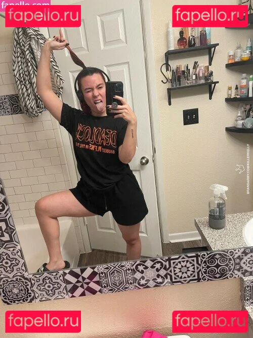 Killer Kelly Onlyfans Photo Gallery 