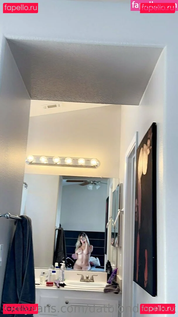 datblondechick Onlyfans Photo Gallery 