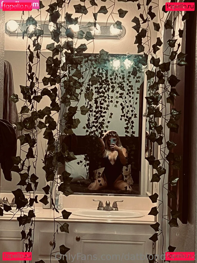 datblondechick Onlyfans Photo Gallery 