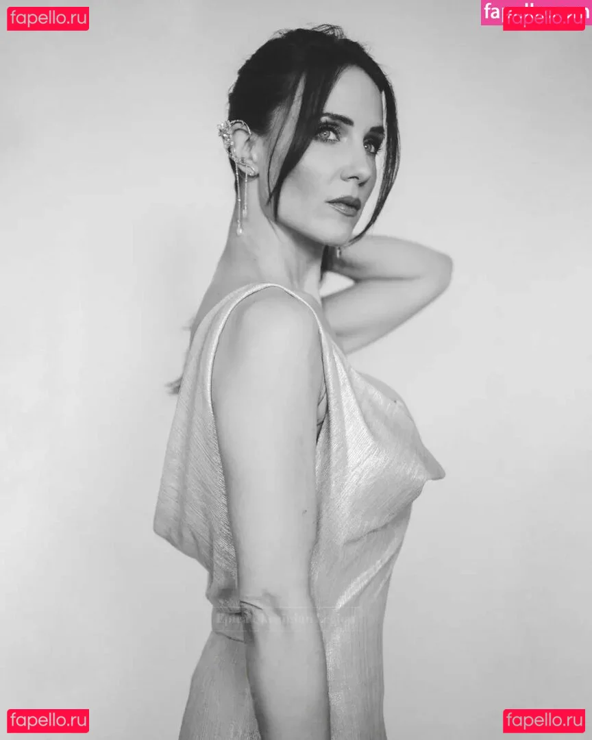 Simone Simons Onlyfans Photo Gallery 