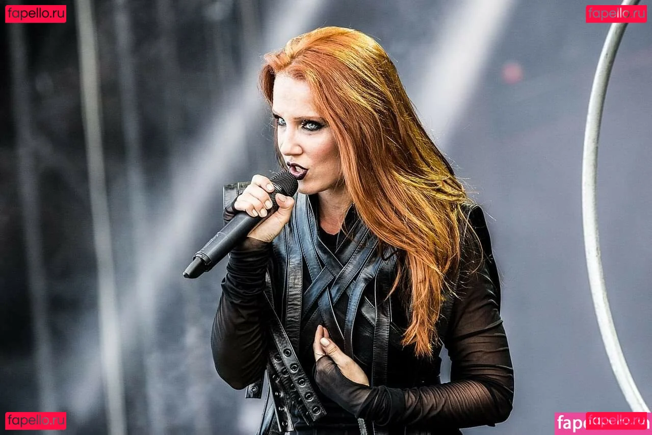 Simone Simons Onlyfans Photo Gallery 