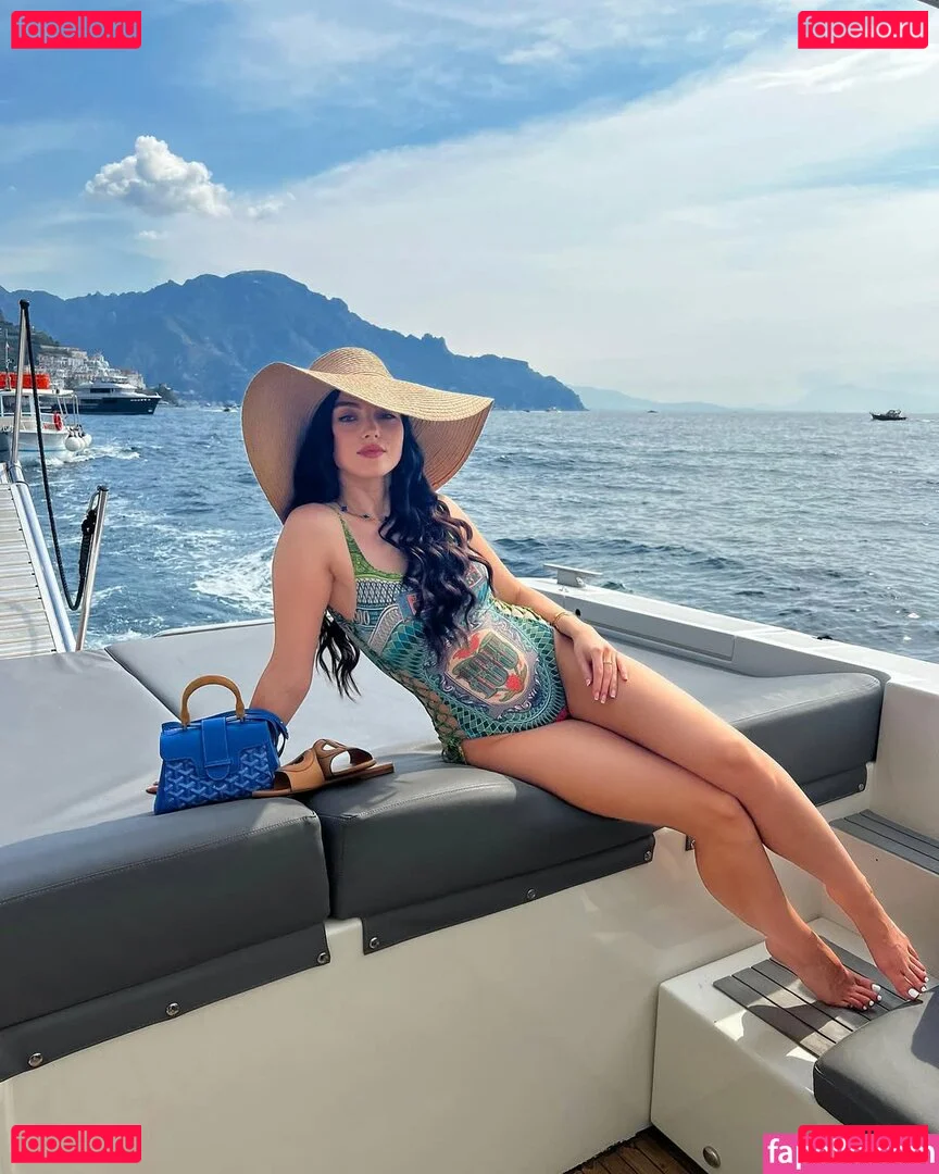 Sabrina Onlyfans Photo Gallery 