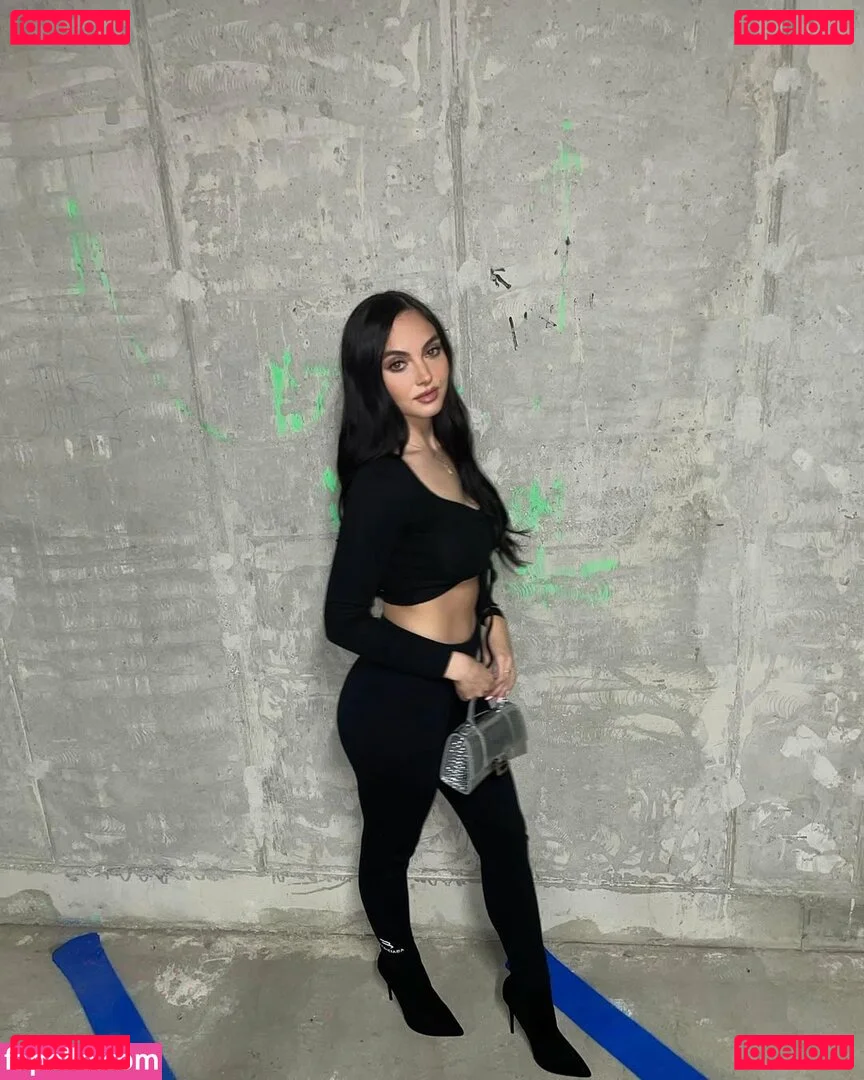 Sabrina Onlyfans Photo Gallery 