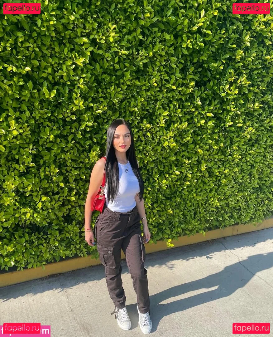 Sabrina Onlyfans Photo Gallery 