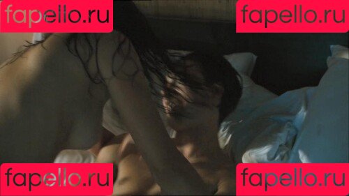 Mila Kunis Onlyfans Photo Gallery 