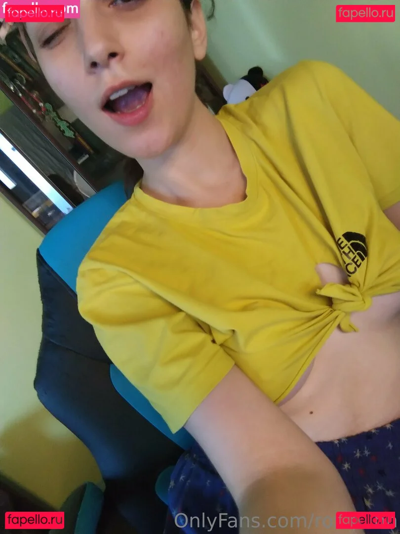 roxquinn Onlyfans Photo Gallery 