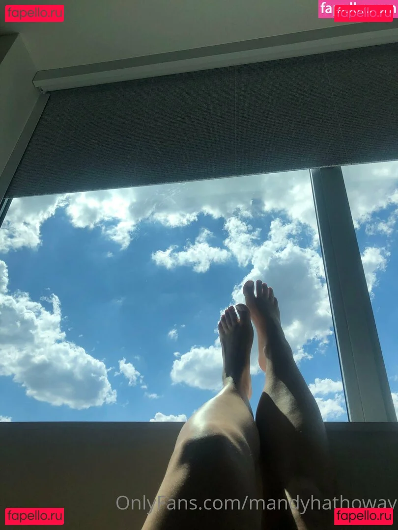 mandyhathoway Onlyfans Photo Gallery 