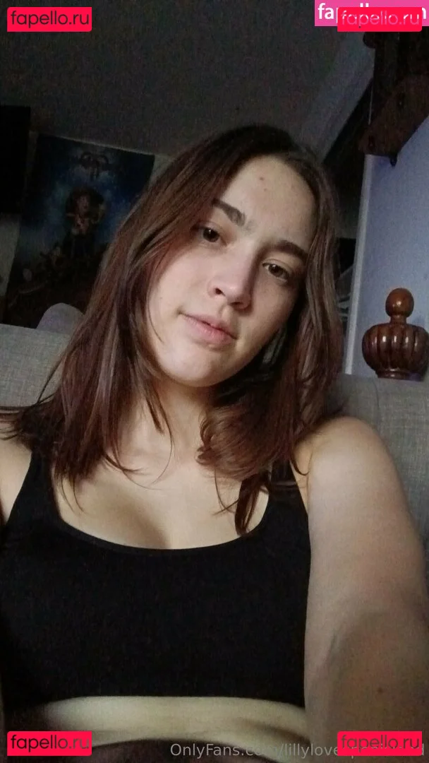 lillylovespenisland Onlyfans Photo Gallery 