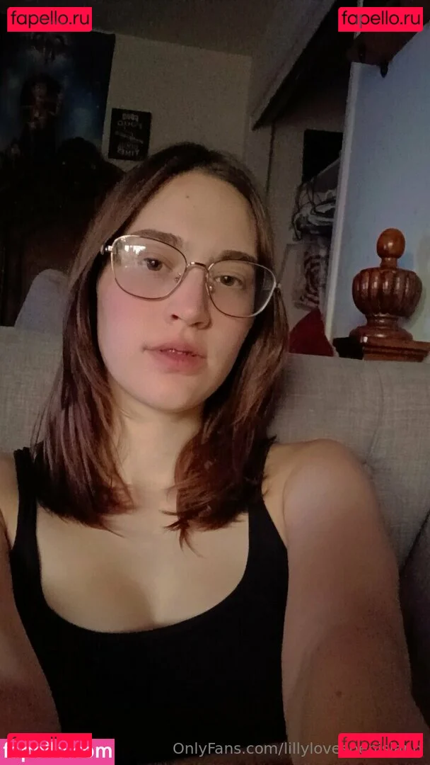 lillylovespenisland Onlyfans Photo Gallery 