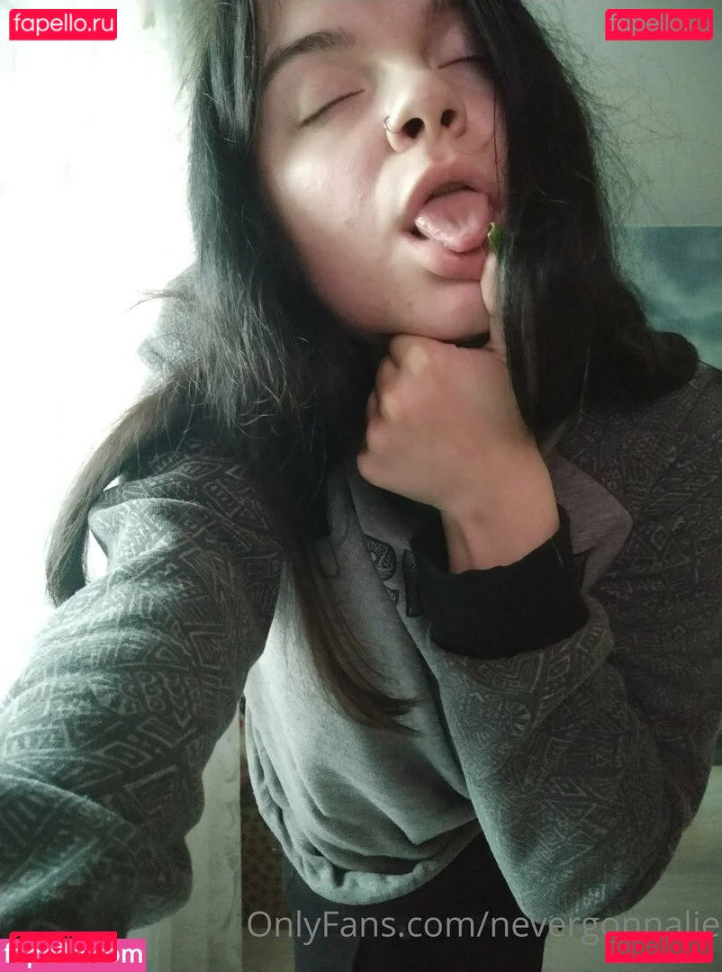 nevergonnalie Onlyfans Photo Gallery 