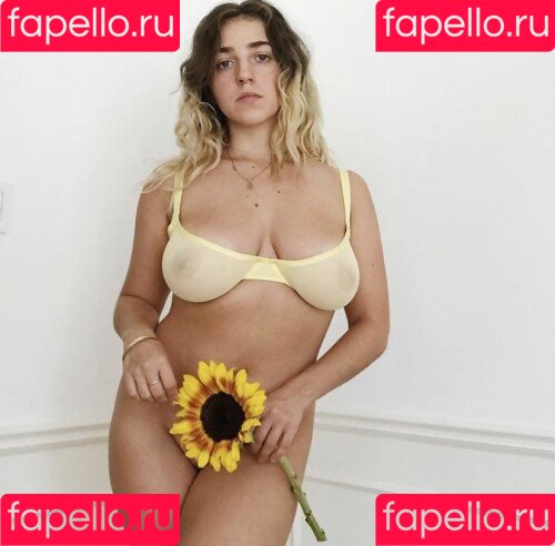 stevilou Onlyfans Photo Gallery 