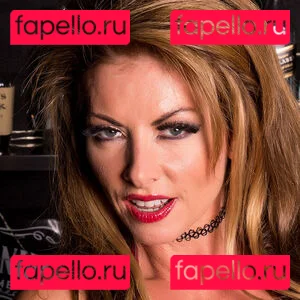 Lynda Leigh Onlyfans Photo Gallery 