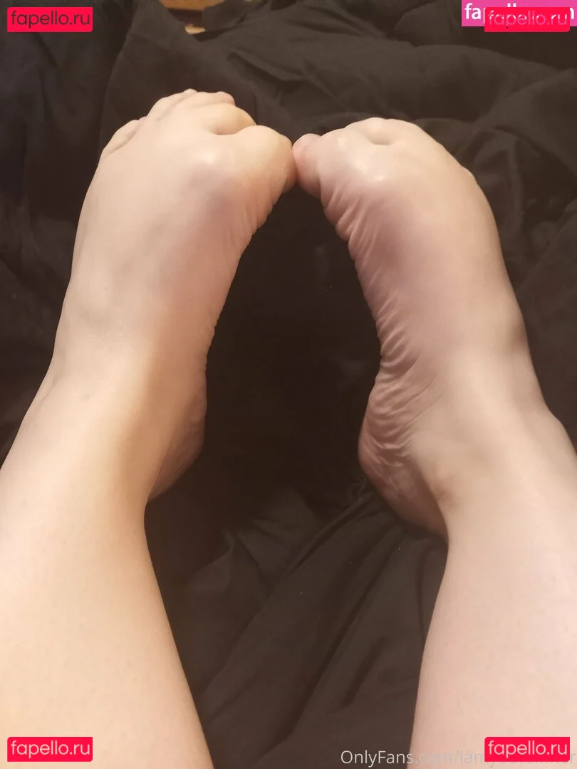 iamyoursinner Onlyfans Photo Gallery 